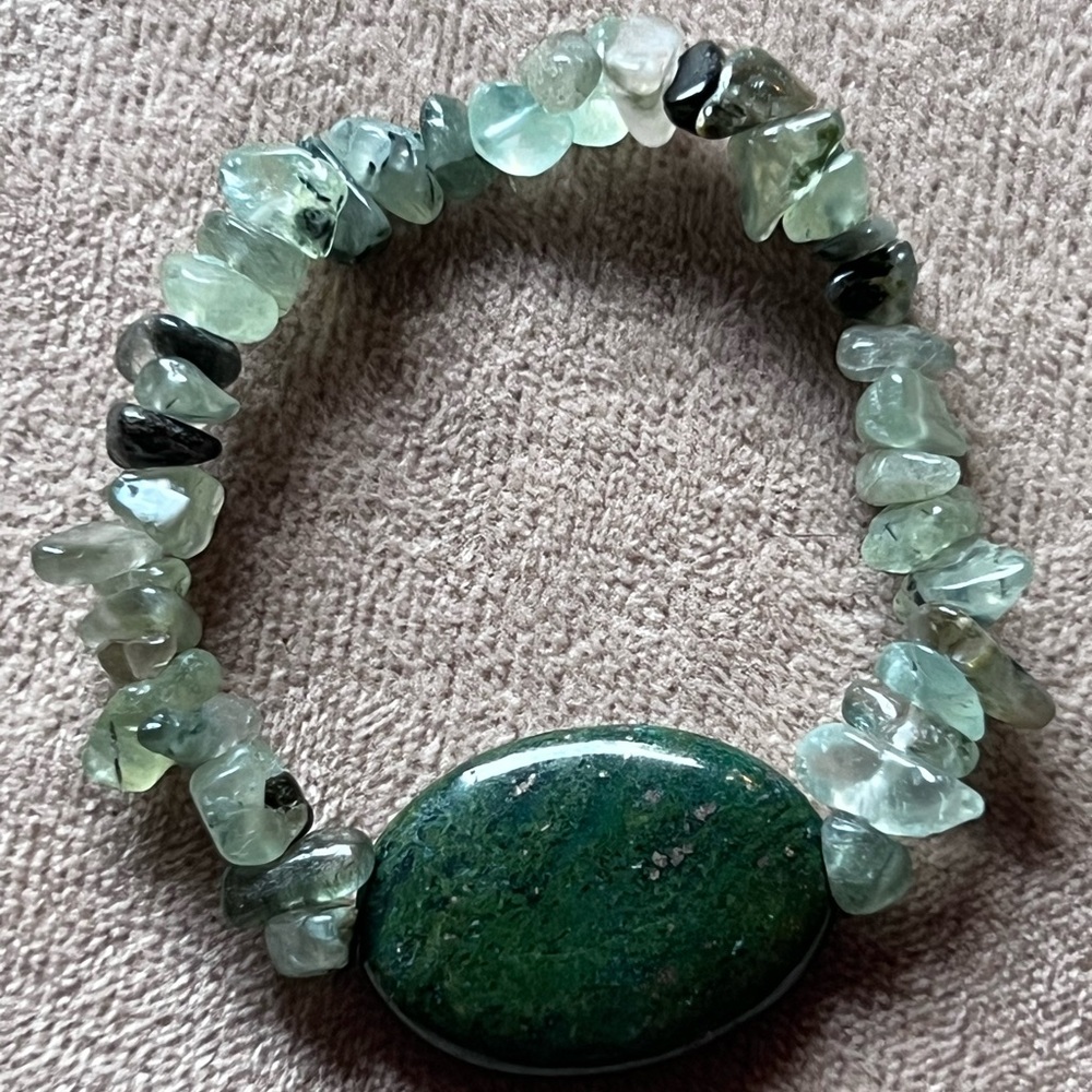 Handmade Boho Goth Natural Green & Black Gemstones Beaded Bracelet, Size 7”